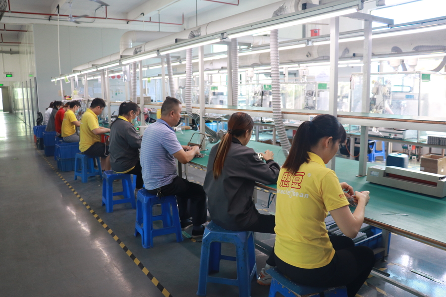 Shenzhen Xinhe Lighting Optoelectronics Co., Ltd. manufacturer production line