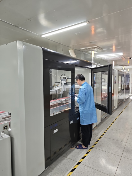 Shenzhen Xinhe Lighting Optoelectronics Co., Ltd. manufacturer production line