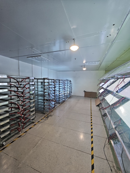 Shenzhen Xinhe Lighting Optoelectronics Co., Ltd. manufacturer production line