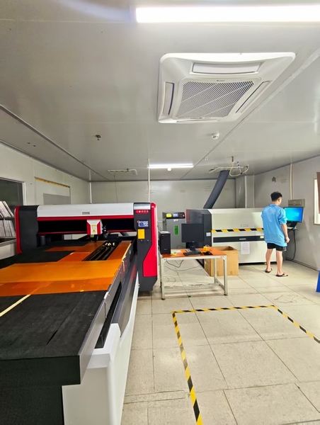 Shenzhen Xinhe Lighting Optoelectronics Co., Ltd. manufacturer production line
