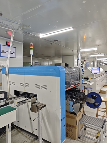 Shenzhen Xinhe Lighting Optoelectronics Co., Ltd. manufacturer production line