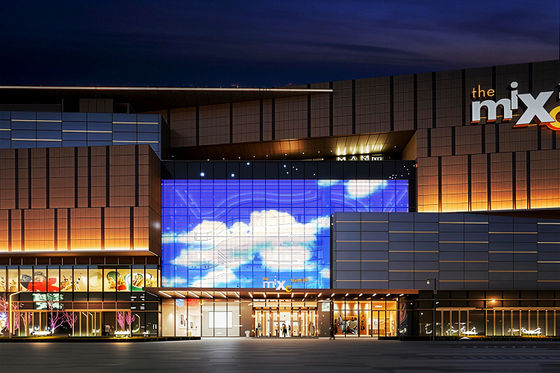 Advertising Curtain P3.9 Led Grid Screen 500*1000mm Flexible Soft Transparent Window Led Screen