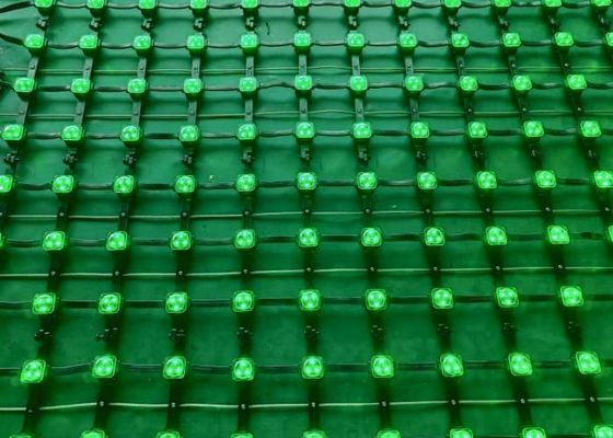 DC12V IP67 Outdoor Waterproof P83 Flexible LED Mesh Screen Display Grid Screen for Shopping Malls Retail Stores and Landscape