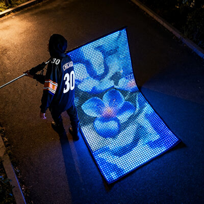 Customized Transparent Flying P25 LED Display with Drone 5V Show Scenic Performances Rechargeable for Outdoor Advertising