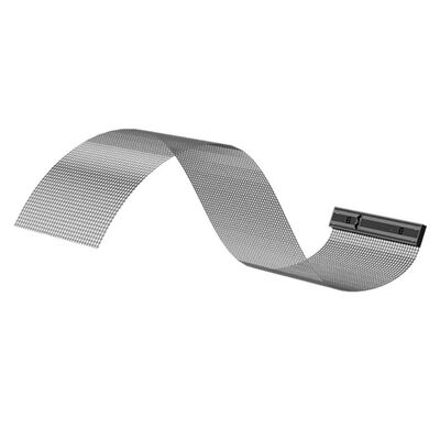 P6.25 The highest transmittance can reach 95% ,without affecting the daily lighting, just stick
the membrane screen lightly, and thenconnect the signal and power supply.