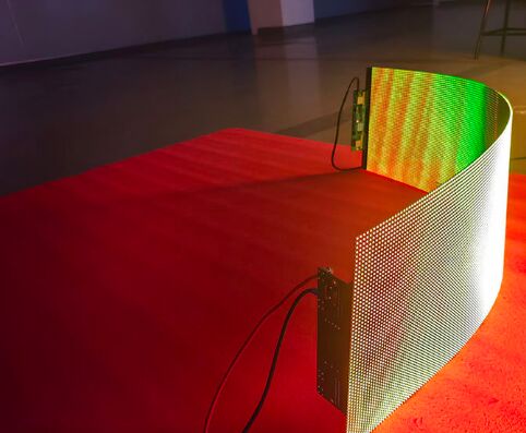 LED Holographic Projection Screen For Interactive Advertising Trade Shows Transparent 3D Holographic Invisible Screen