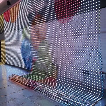 RGBW 12V High Resolution LED Mesh Screen for Outdoor Stage Shows and Building Facade Advertising 
