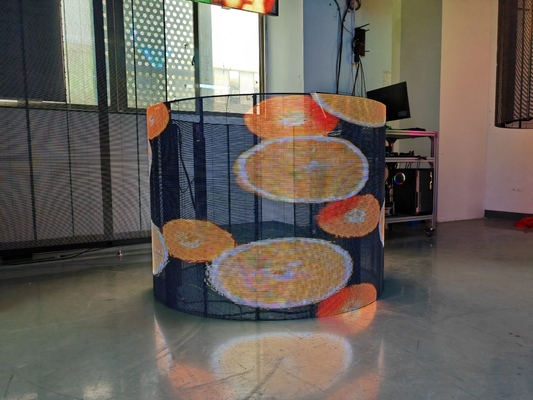 Indoor Transparent LED Display Screen SMD2020 LED Glass Window LED Display For Advertisement Mall