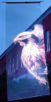 IconpP15 Flying Mesh LED Screen Drone สําหรับการโฆษณา IP67 กันน้ําสําหรับศูนย์การค้าและการใช้ลิฟท์