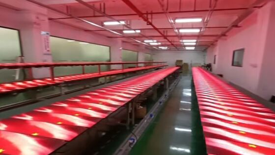 P7.82 Luxury LED Display Screen Holographic LED Screen 5000CD Super Bright Glass Advertising Screen Full Color Retail Store  Advertising Screen